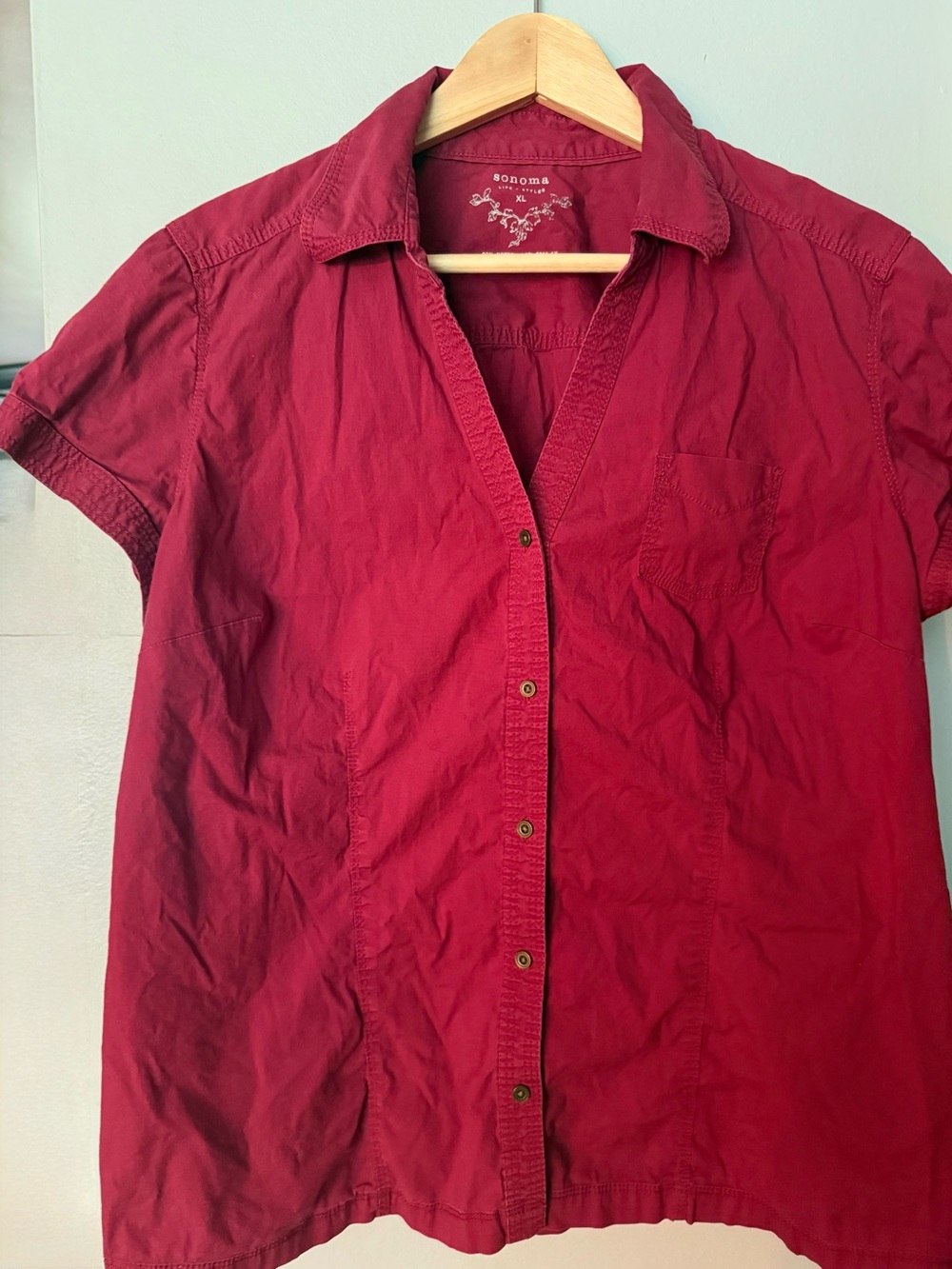 Sonoma Button-Up Shirt in Burgundy Red